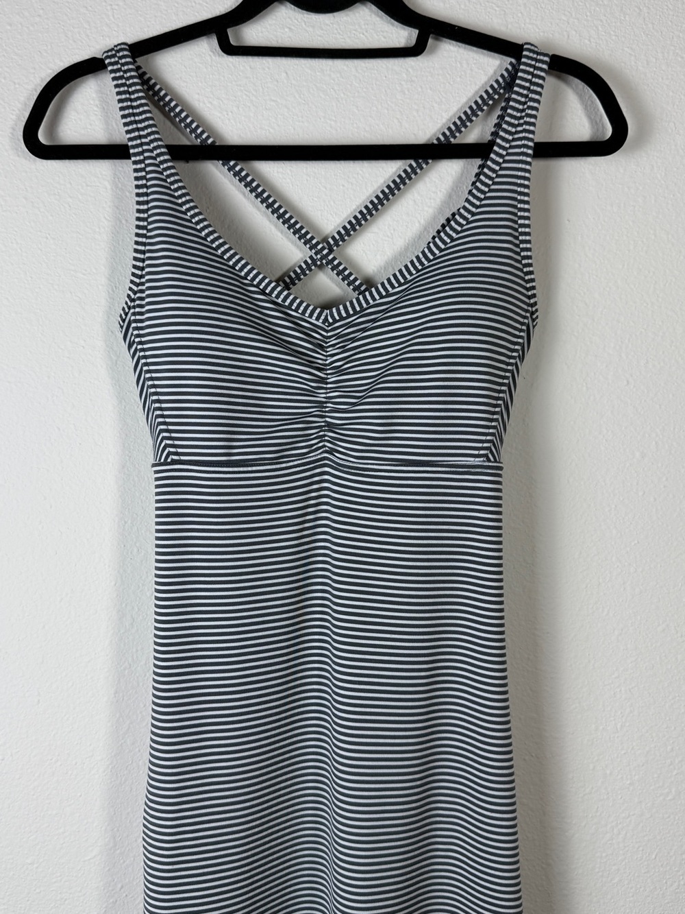 PrAna Quinn Dress S Small Striped Gray White Strappy Cross Back Built In Bra Mid - Picture 4 of 9